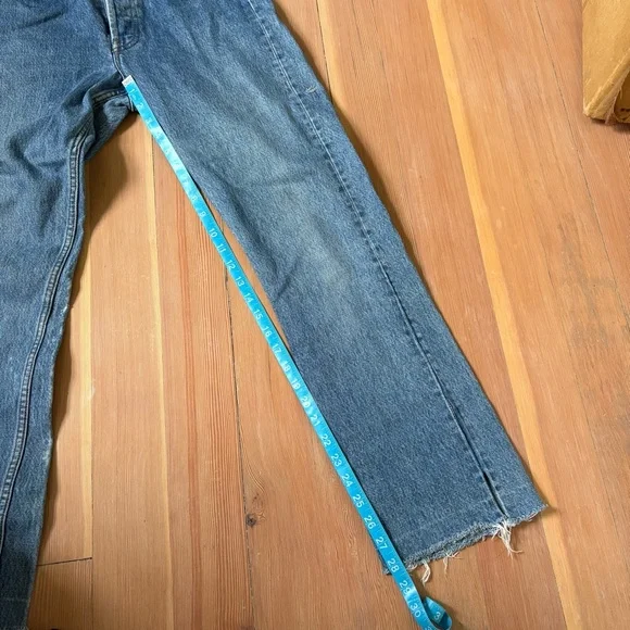 Vintage Levi’s 501 Blue Jeans Raw Hem - Picture 10 of 16
